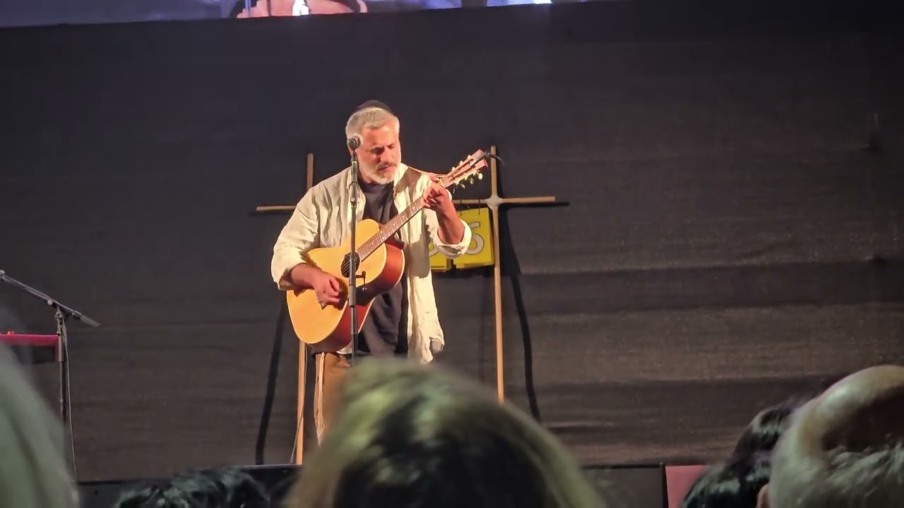 אביתר בנאי - מתנות - כיכר החטופים