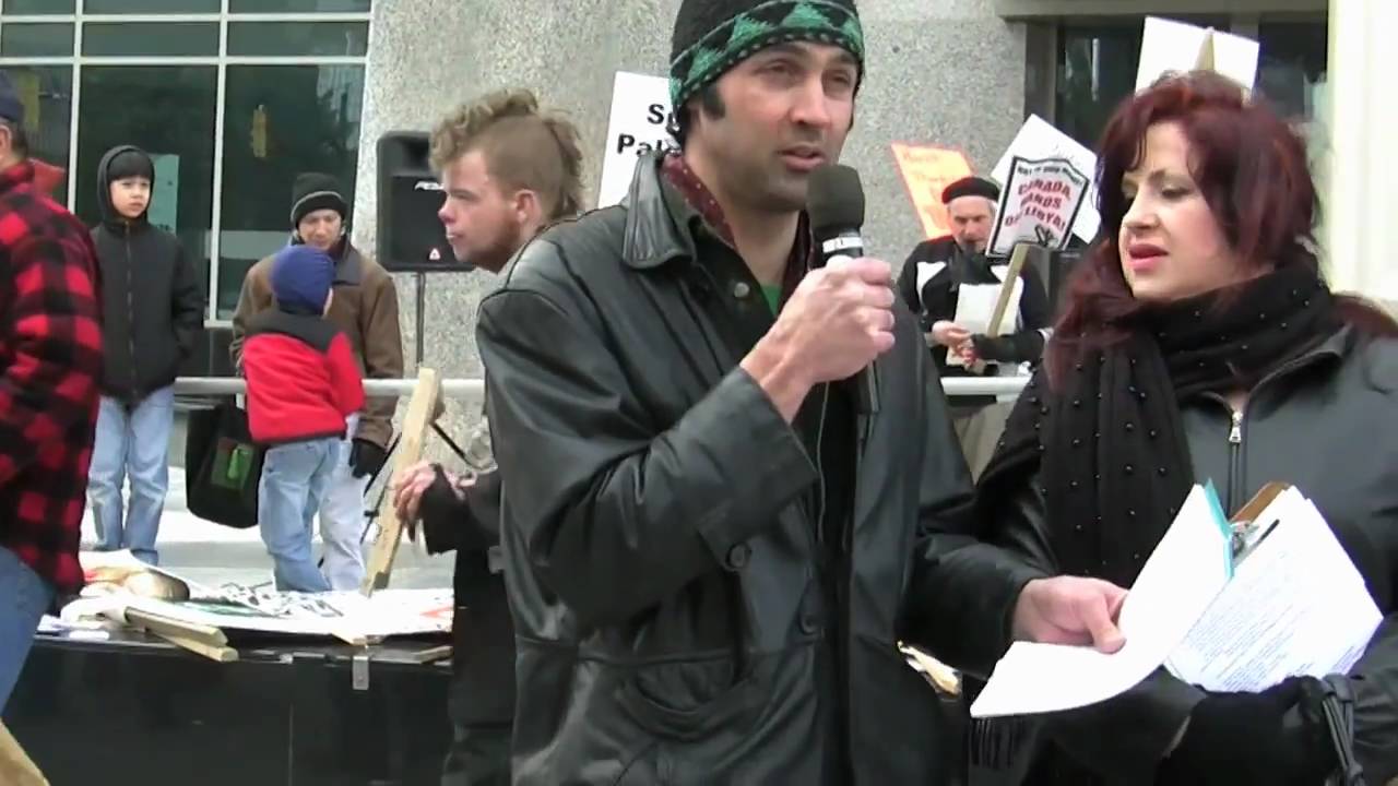 Peter Ormond speaking at Anti-War Rally
