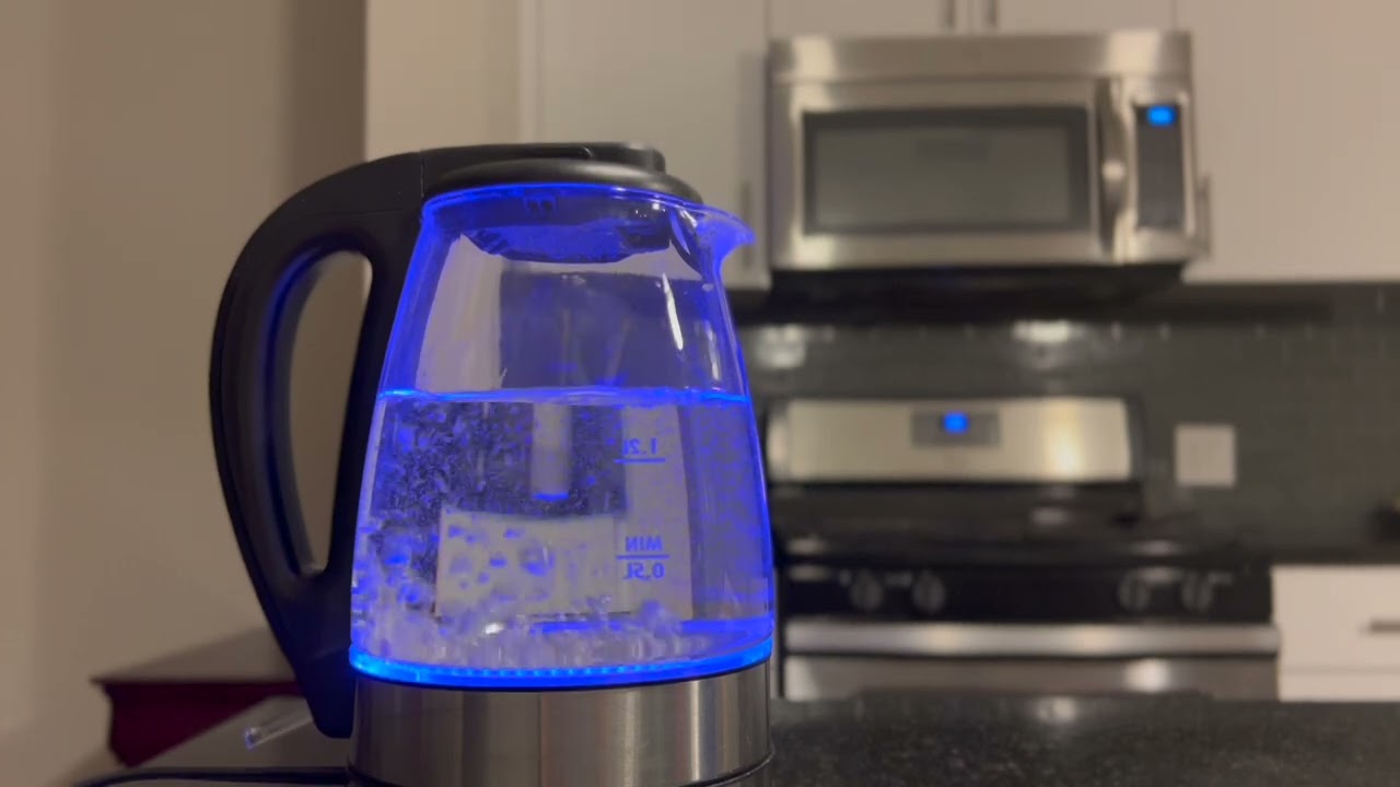 1 hour of relaxing sound of boiling Water in a kettle