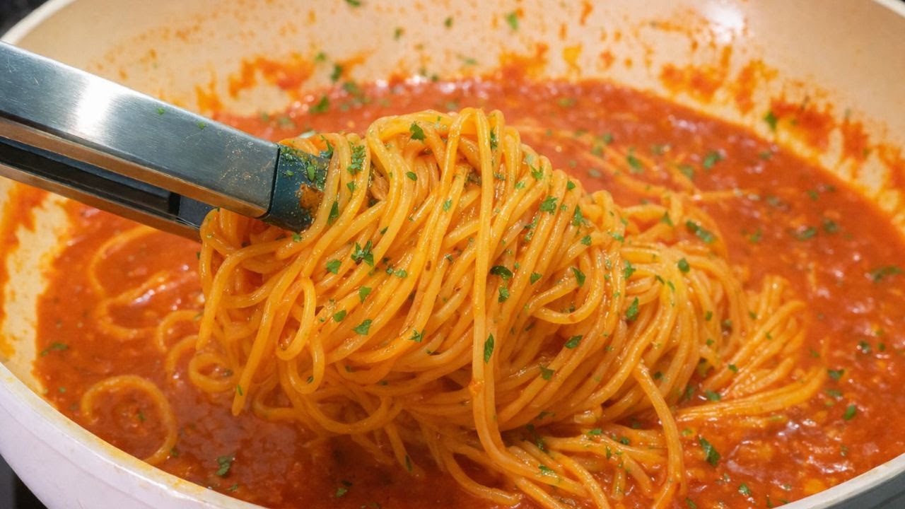 Creamy Tomato Spaghetti with Homemade Sauce | Easy Italian Dinner