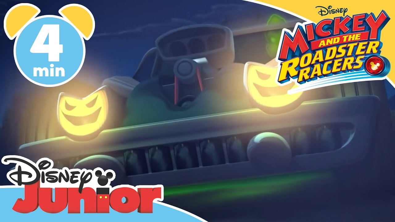 Magical Moments - Topolino e gli Amici del Rally | La gara di Halloween