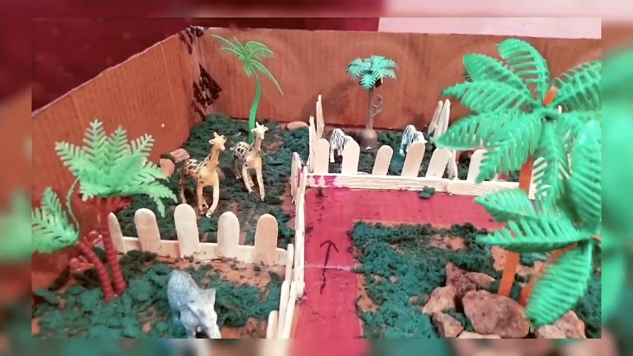 ZOO in cardboard