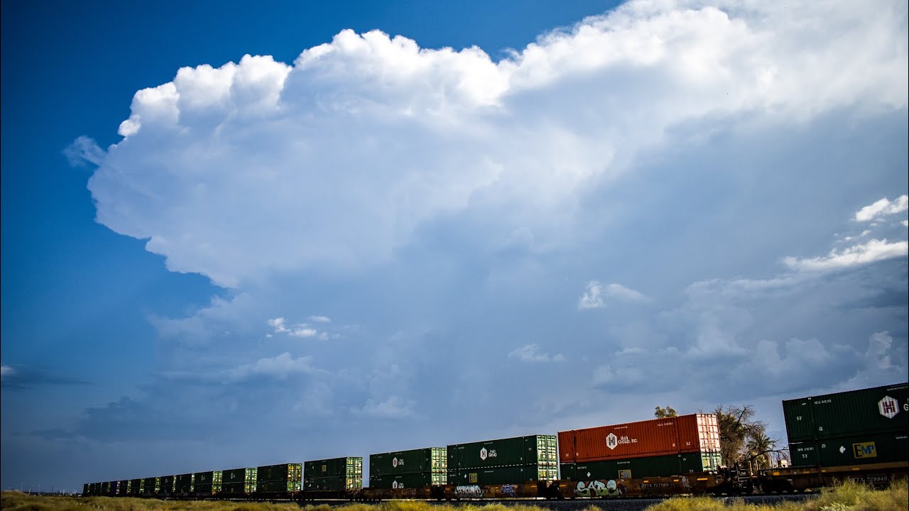 Chasing the Monsoon ⛈️ Cumulonimbus Cloud from Severe Thunderstorm Coachella Valley ; Palm Springs