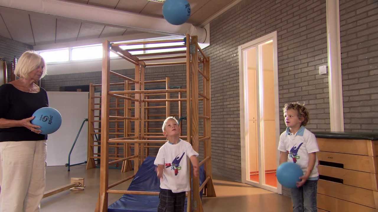 Beweeg ABC_3 bal werpen en vangen