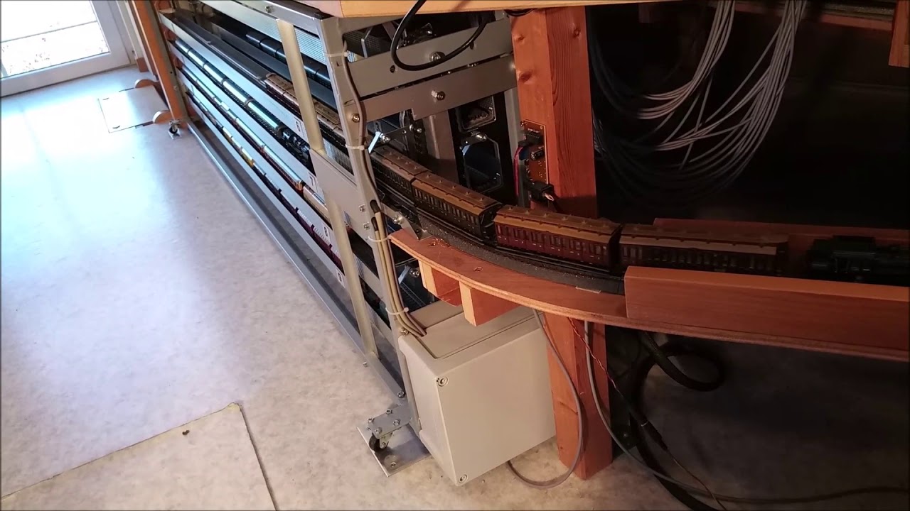 Modellbahn-Paternoster