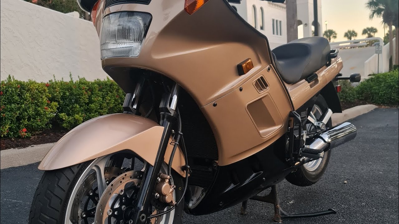 2005 Kawasaki Concours ZG1000 Lighting video for Bring a Trailer