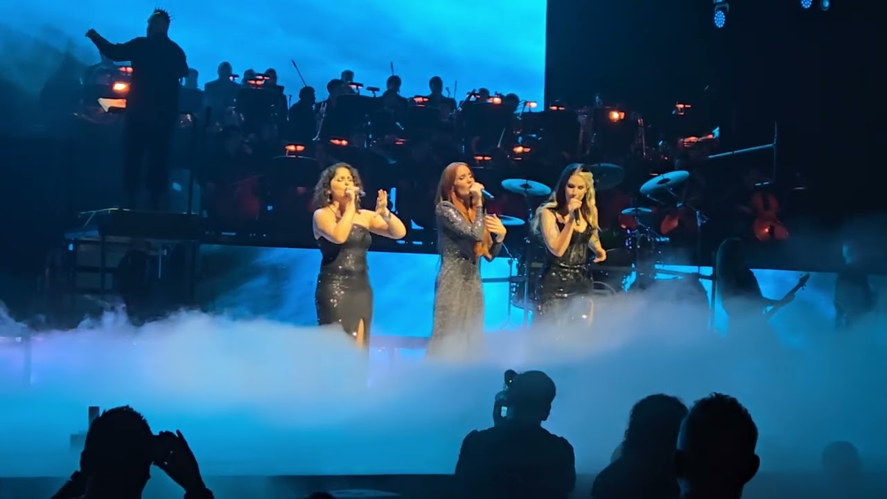 Epica - Sirens  of Blood and Water (Ft. Charlotte Wessels & Marcela Bovio) - Auditorio Nacional