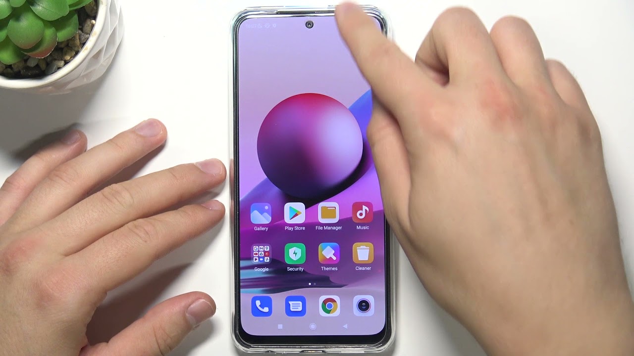 How to Find & Use Flashlight in XIAOMI Redmi Note 10S &ndash; Flashlight Feature