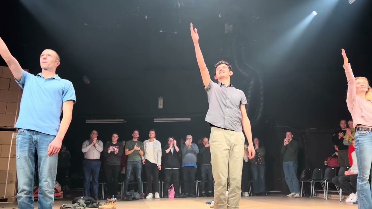 Clarkston @ Trafalgar Theatre (10/23/2025) Curtain Call Joe Locke Ruaridh Mollica Sophie Melville