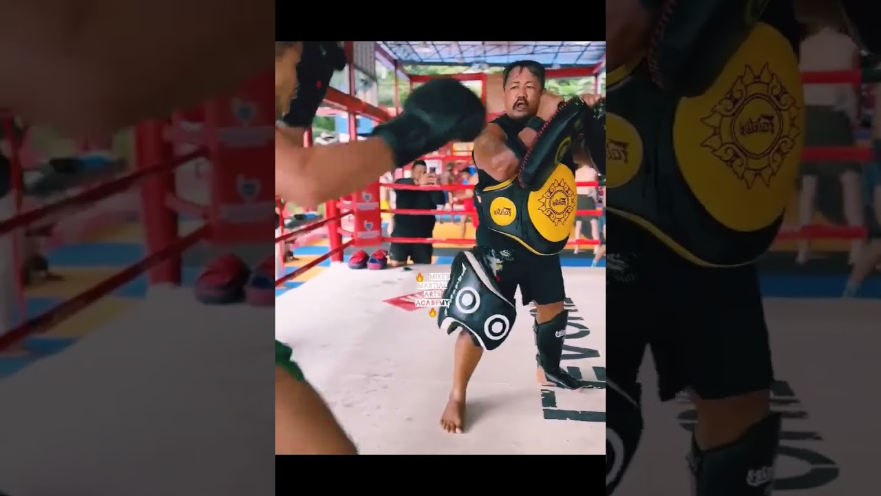 Trainer Gae - Don't miss Muay Thai kick Training 😡 ( Муай Тай)#short #kick#trainergae