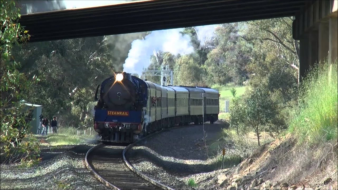 R711 Struggles up Porcupine hill 2012