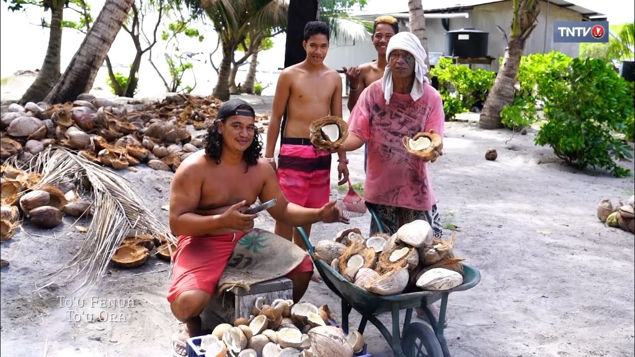 La fabrication du coprah à Rangiroa