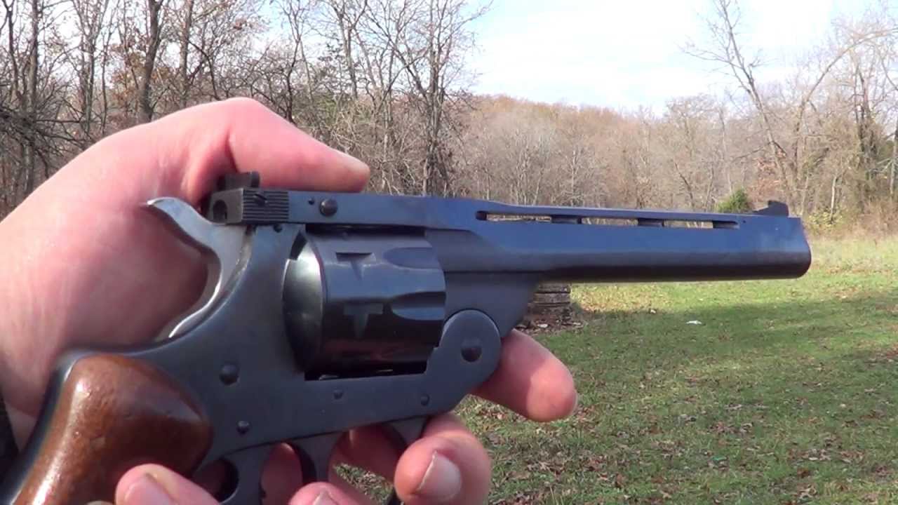 H&R Sportsman model 999 22LR 9 Shot Revolver