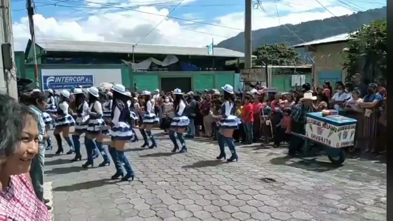 Desfile 15 de septiembre,San Lucas Toliman (2022) | ENCAR