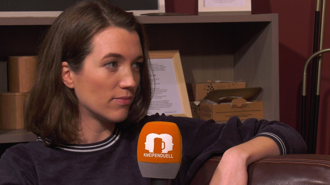 Kneipenduell #36 -  Wie finde ich meinen Traumberuf? Mit Job-Testerin Jannike Stöhr auf dem Sofa