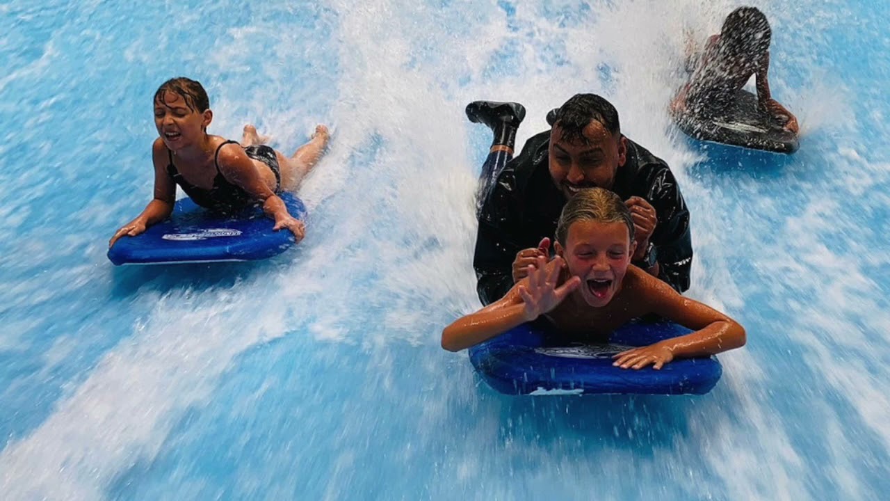 Nicki Surf Session - Bouc-Bel-Air - Jules 10 ans