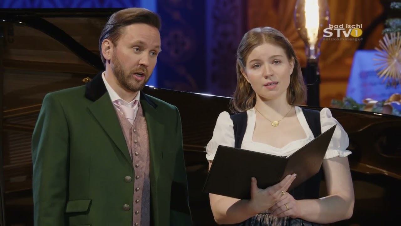 Weihnachtskonzert in der Stadtpfarrkirche Bad Ischl - Gmundner Festwochen www.stv1.at
