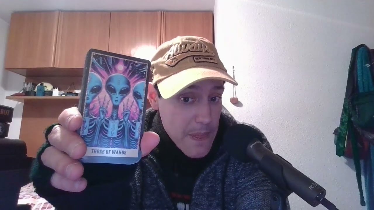 Menuda joya!!!has tenido q lidiar con el buf&oacute;n de la corte. A&uacute;n as&iacute; te va a buscar pero.. carpetazo!