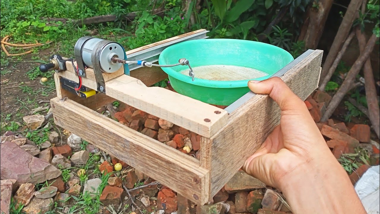 चुटकियों में काम पूरा || New ideas || How to Make Flour Filtering Machine || 12V DC Motor