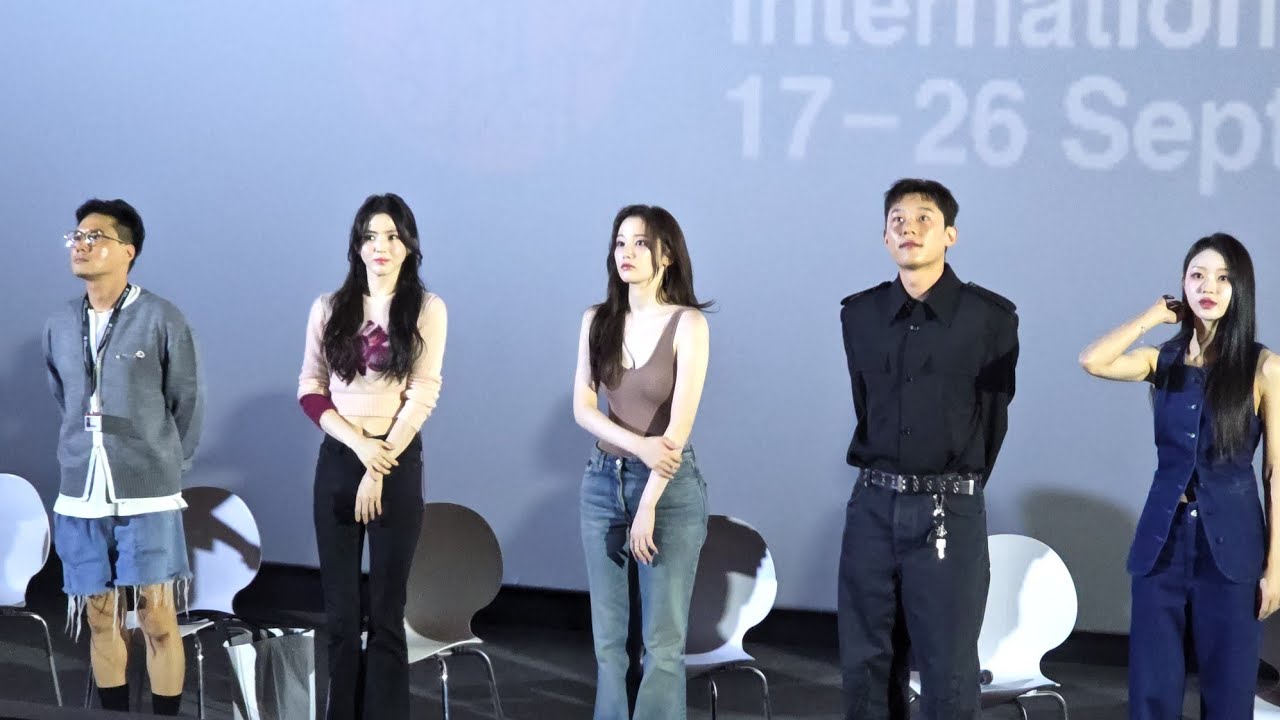 250918(목) 부산국제영화제- 프로젝트Y GV 배우인사 (한소희 전종서 김성철 유아 정영주)