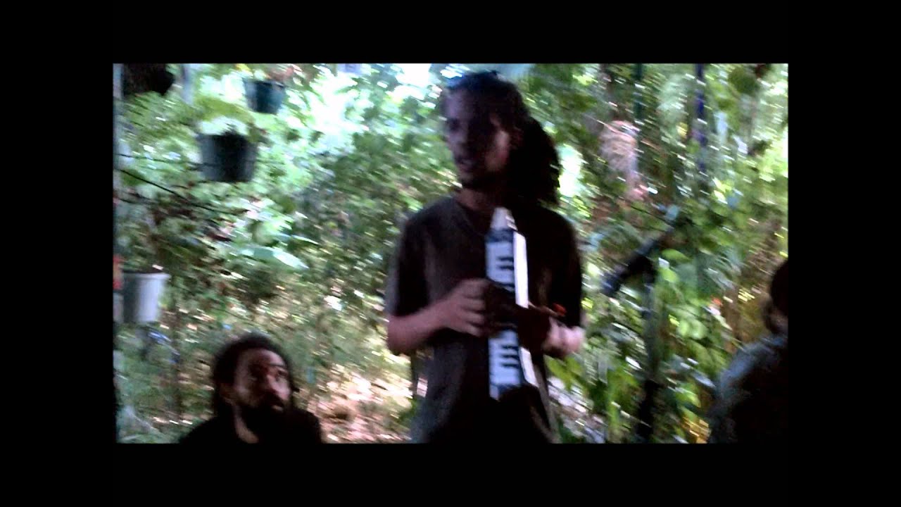 Addis Pablo - East of River Nile  (Rehearsals - Inna de Yard) {June 2012}