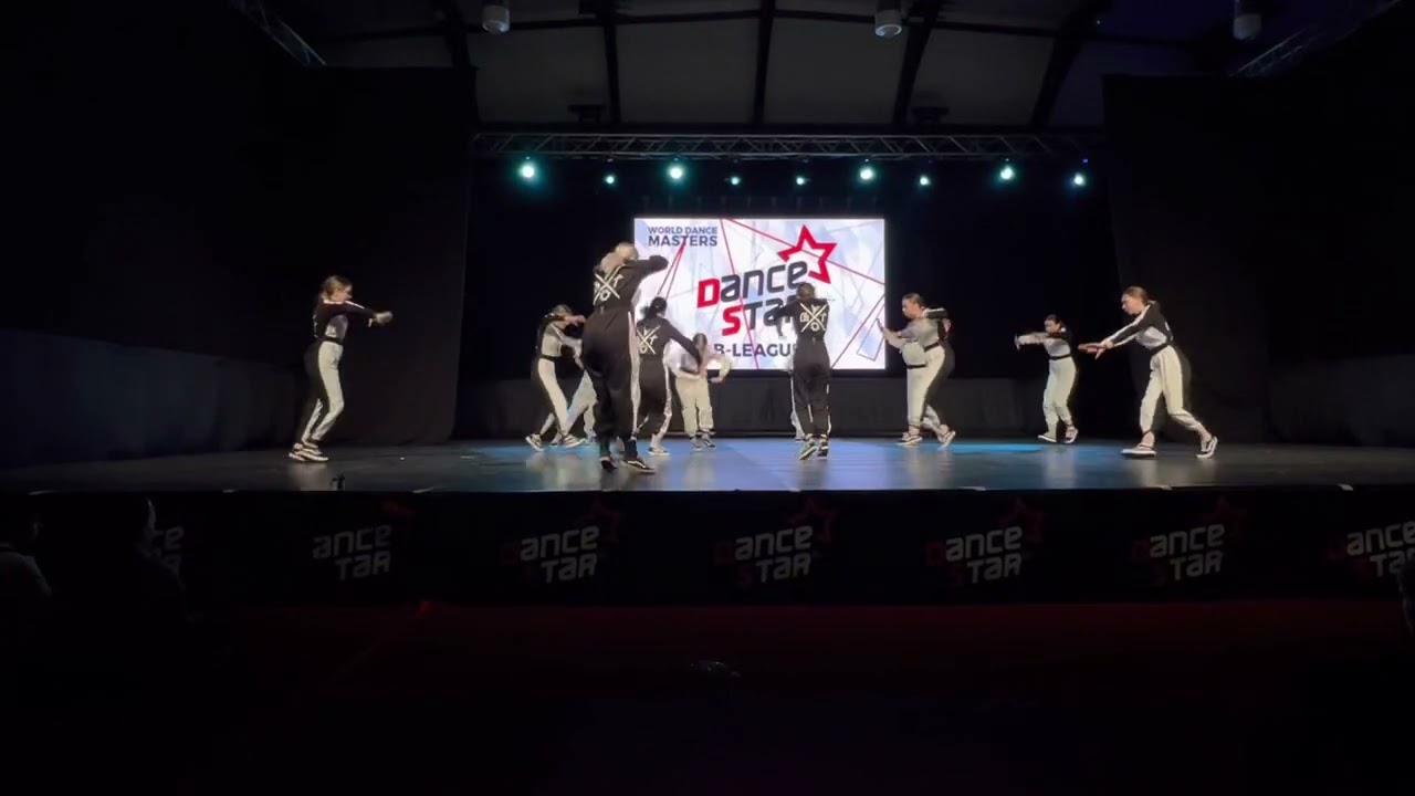 DANCESTAR 2023 Bianco neri HVK