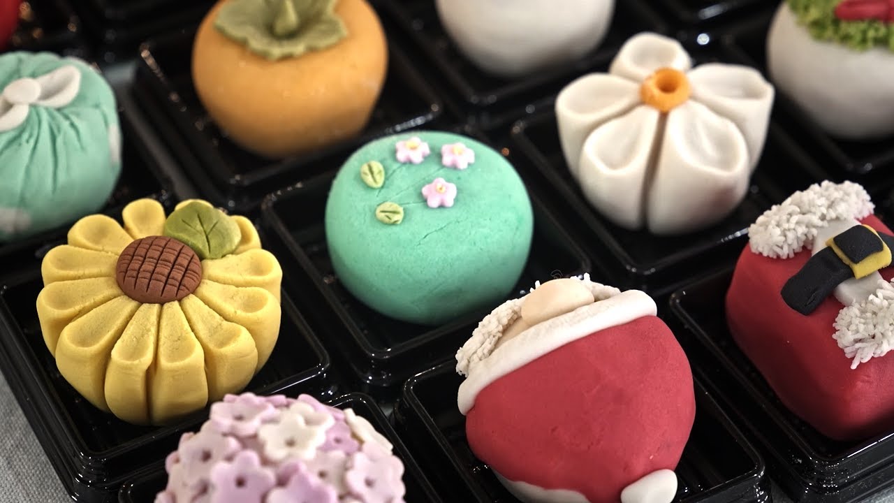 [Inside the Kitchen] Making Flower Cakes