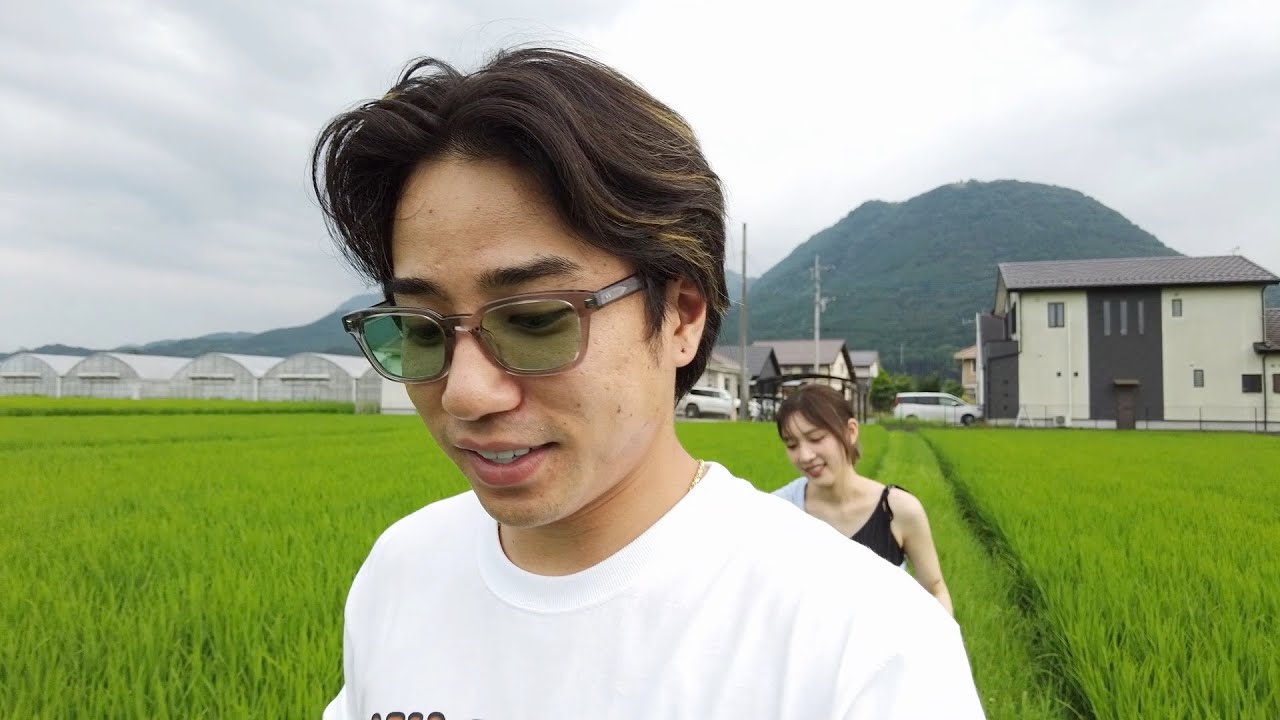 親に挨拶しに行きます。