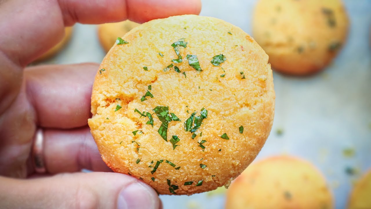 Keto Cheddar Biscuits - Red Lobster Dupe & Just 2 Net Carbs