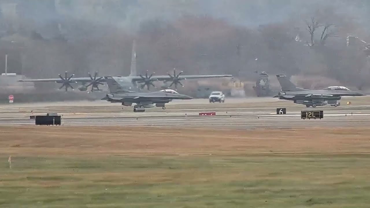 Two Duluth Air National Guard F-16 fighter jets depart from MSP - Captured on 24/7 livestream!