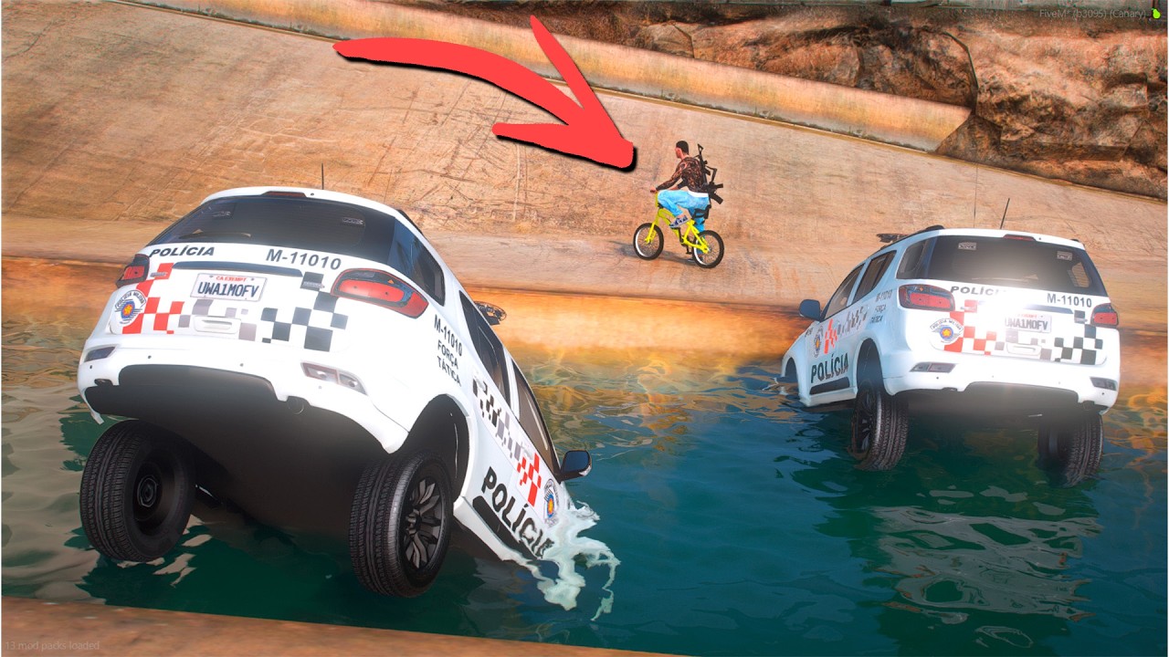ESSA FUGA DE BIKE FEZ A POLICIA CAIR NA AGUA 😂