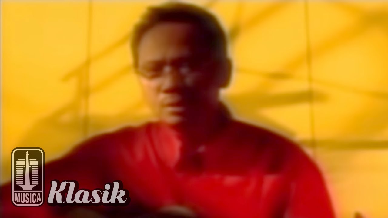 Ebiet G. Ade - Cinta Sebening Embun (Official Karaoke Video)