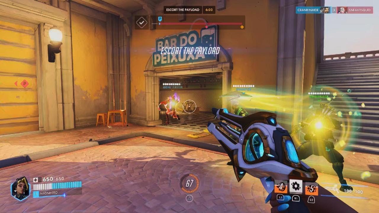 Peak tank gameplay