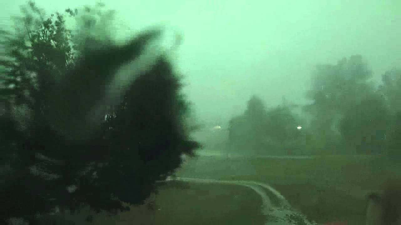 Derecho affecting Center, Ohio (Just east of Cambridge)