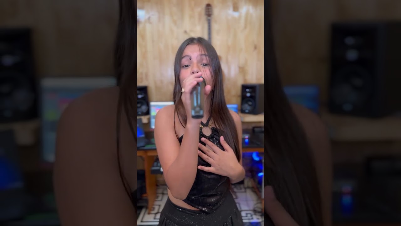 El de los ojos negros
