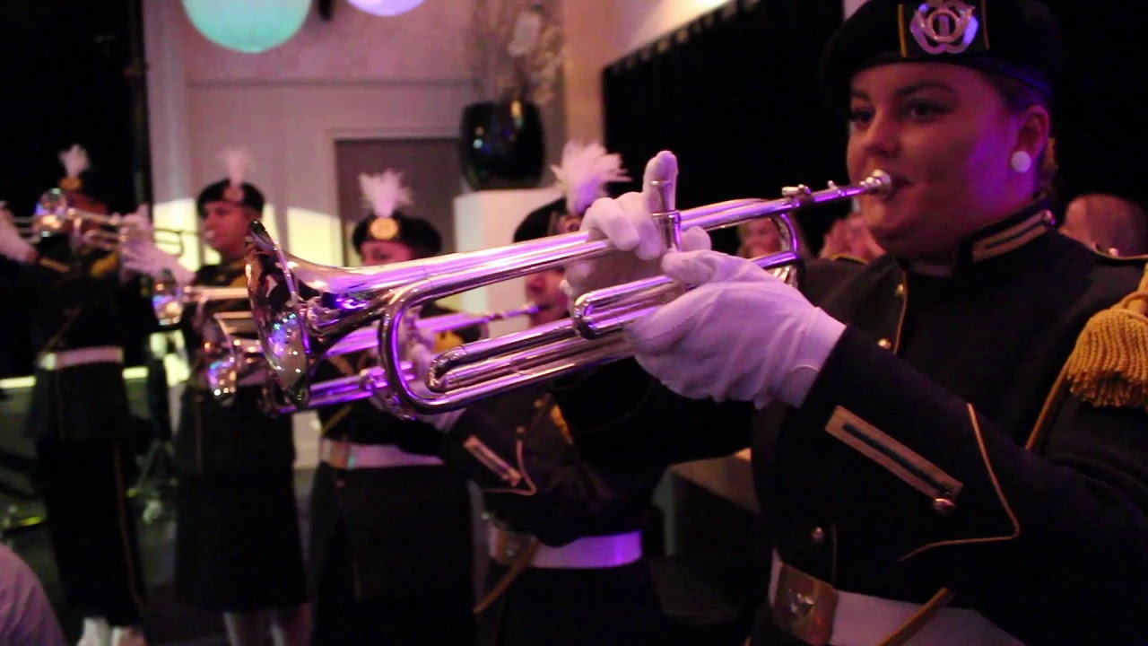 Trouwerij Riekelt en Cora | Jachthoornkorps Showband Urk