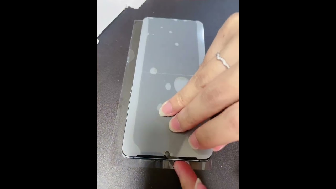 Films hydrogel souple NOVAGO pour les ecran incurv&eacute;
