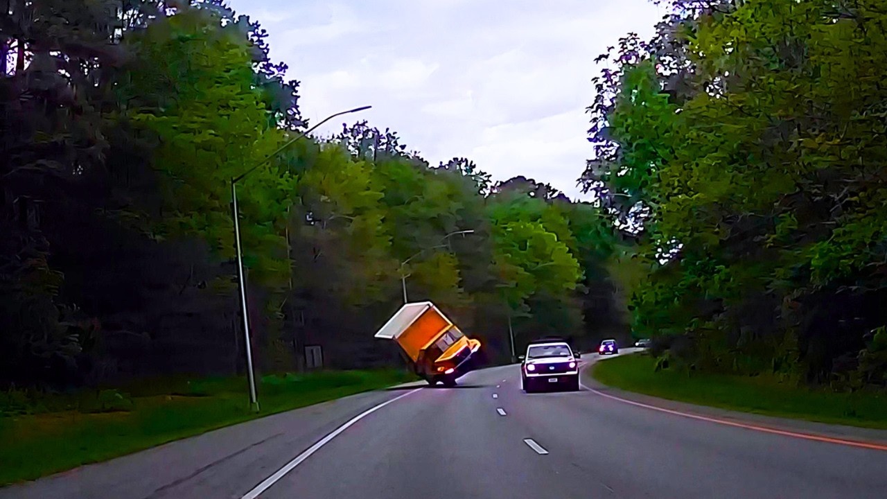 Idiots In Cars 412