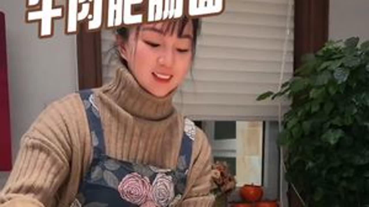 兄弟姊妹们今日份泡菜 麻辣肥肠面 红烧牛肉面请查收 肥肠面差点把爱吃面的犟驴吃哭了 #肥肠面 #红烧牛肉面 #强烈推荐 #四川泡菜 #美食