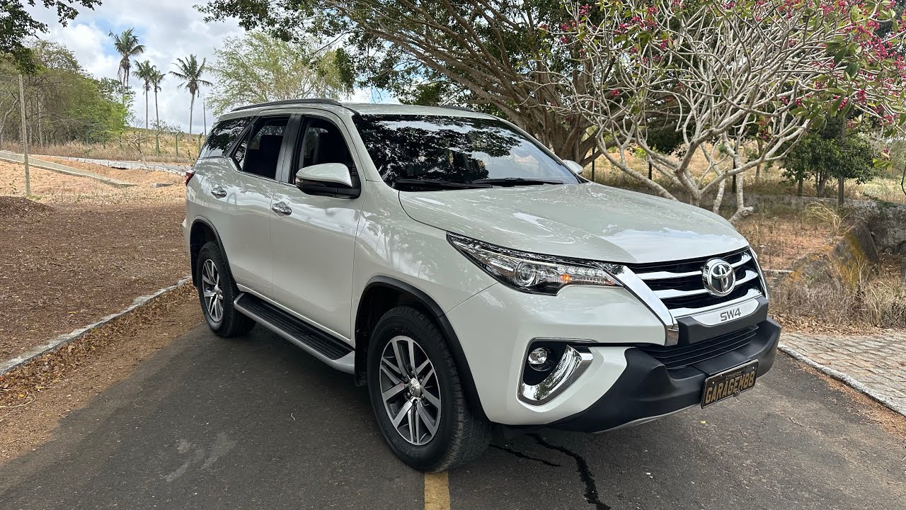 Toyota Hilux SW4 SRX 2.8 4x4 Diesel 2018