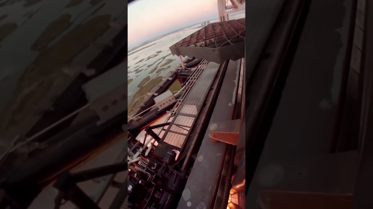 RARE Close-Up 😱 SpaceX Catches a Rocket Mid-Air 