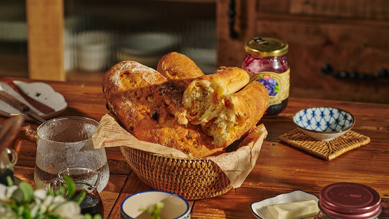 No-Knead Soft Baguette Recipe | 무반죽으로 만드는 페퍼로니 소프트 바게트