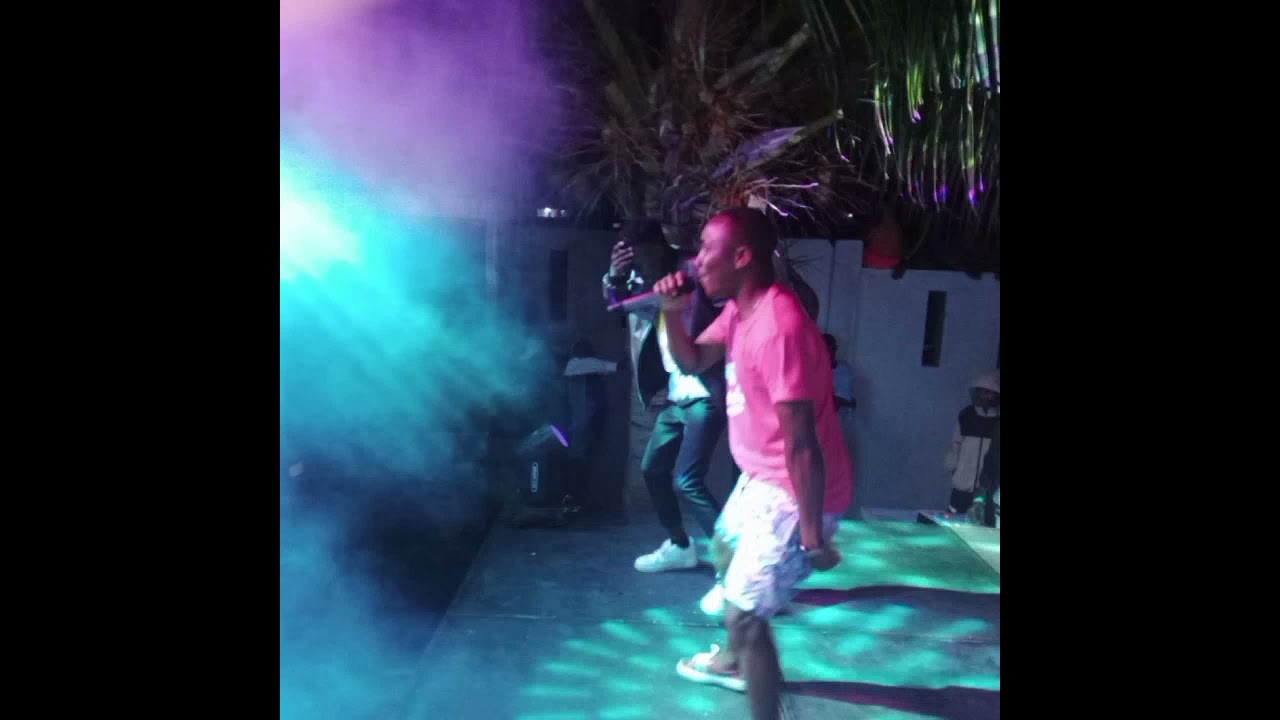 Dr Mostaque & KingCp Ft Vafana Vazazu_Vuka