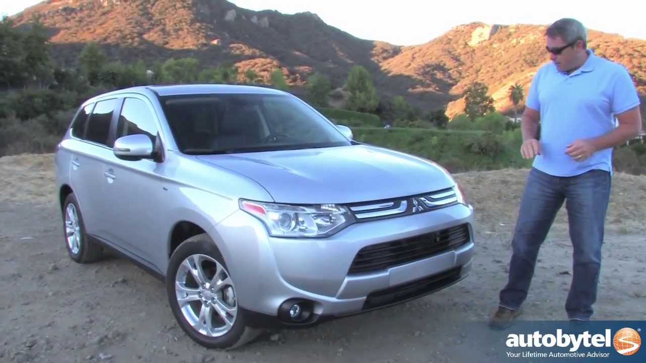 Тест-драйв и видеообзор 7-местного кроссовера Mitsubishi Outlander GT 2014 года.