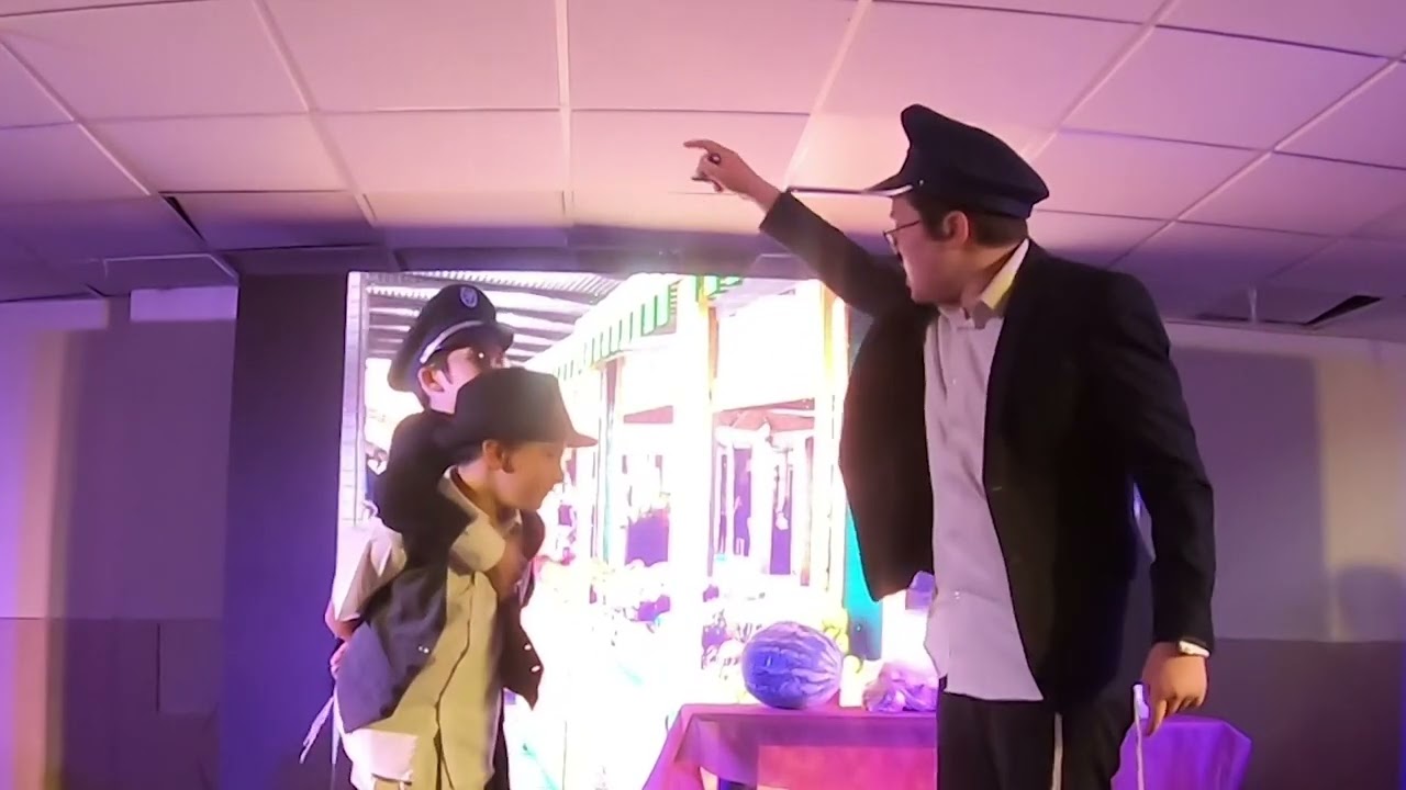 ילד במאסר