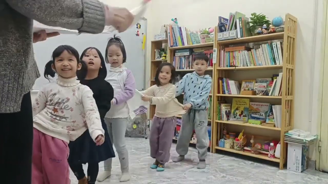 Kem học tiếng anh cùng các bạn