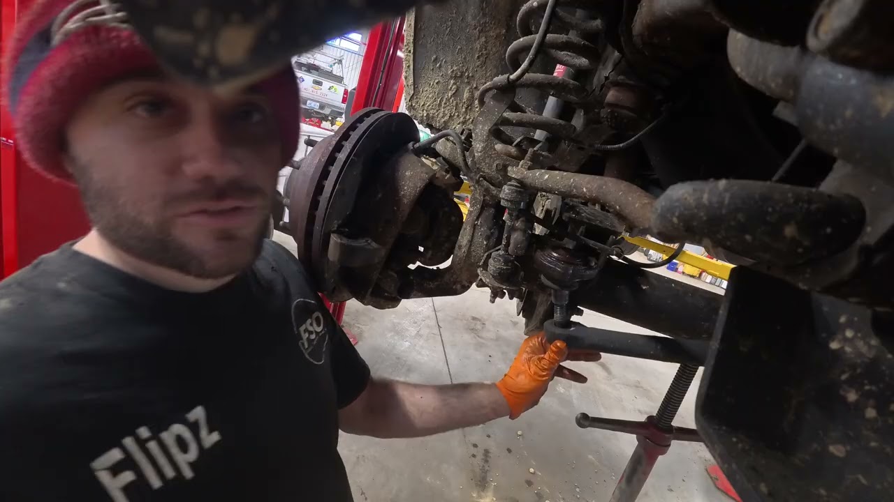 FORD F250 350 SUPERDUTY front end work steering gear install also track bar ball joint 