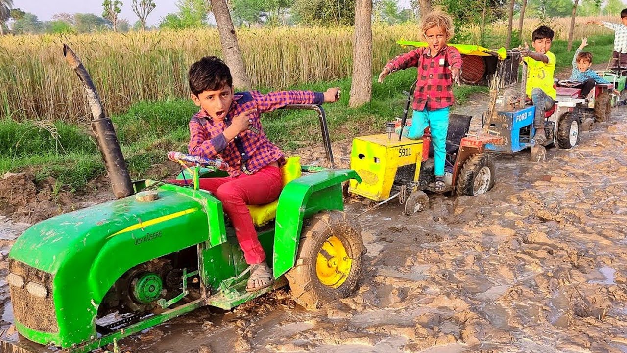 10 mini tractors stuck in mud and pulling out Mahindra tractor || tractor for kids