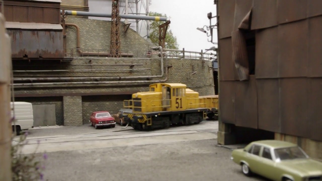 Le Bassin: some trains at cockerill sambre