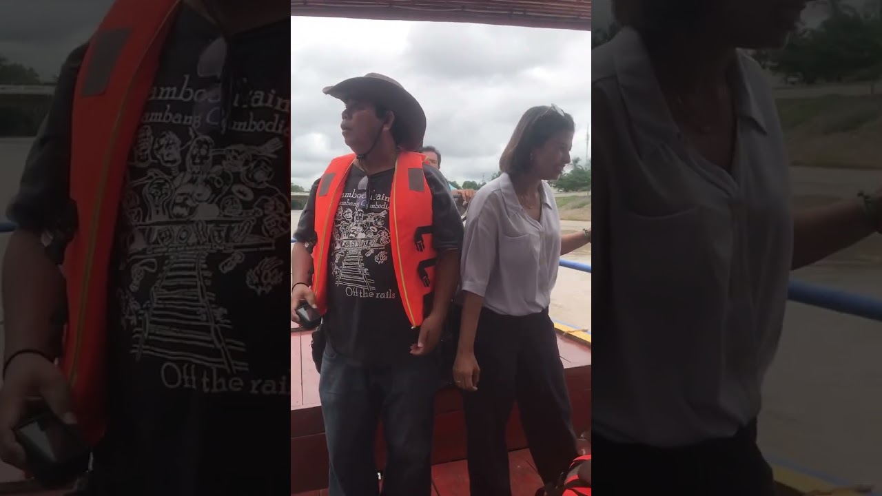 Boat Tour At Sangke River Battambang Province #boattour #battambangcambodia #sangkestream #travel 